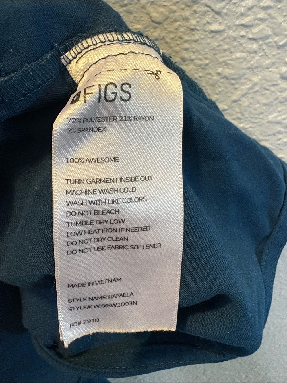 Figs Rafaela Oversized Scrub Top - Picture 4 of 4
